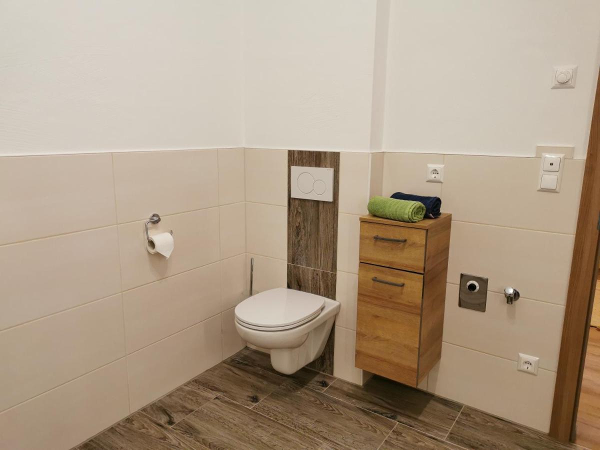 Apartamento Brücklerhof Haus im Ennstal Exterior foto