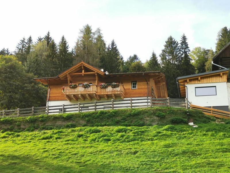 Apartamento Brücklerhof Haus im Ennstal Exterior foto